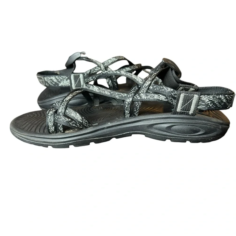 Chaco Zvolv X2 Womens Size 10 Black Dash